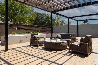 Courtyard by Marriott Memphis East/Galleria