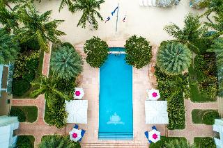 Caribbean Club Luxury Condo Hotel