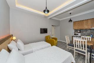 Cirrus Suites Tomtom