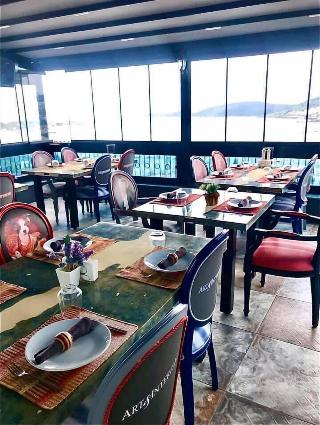 Art & Interiors Boutique Hotel
