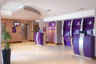 Premier Inn Bristol Cribbs Causeway - M5 J17