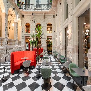 Hotel Oktogon Haggenmacher by Continental Group