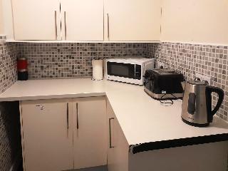 Irvine Riverside Guesthouse