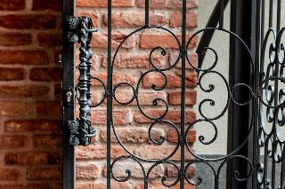 Villa Flavia Heritage Hotel