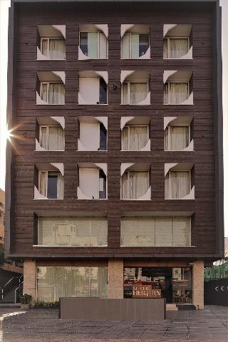 Hotel Silver Heights
