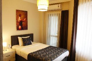 12 Rooms Boutique Hotel