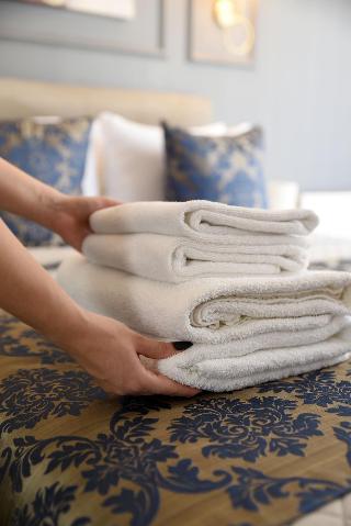 12 Rooms Boutique Hotel