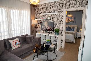 12 Rooms Boutique Hotel