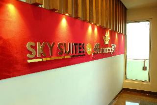Sky Suites By Monarch