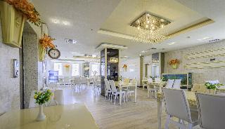 Real House Boutique Hotel