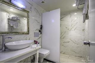 Real House Boutique Hotel
