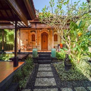 Giri Bhagawan Villas Spa