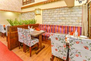 Summit Oriental Boutique Hotel & Spa