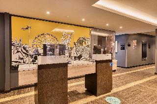 Premier Inn Edinburgh Cc Waverley