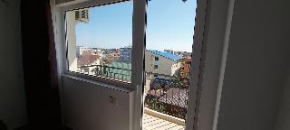 Blue Sky Hotel