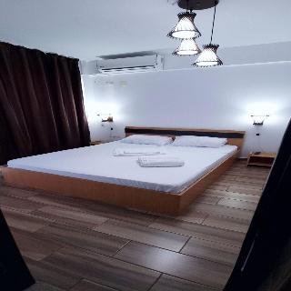 Blue Sky Hotel