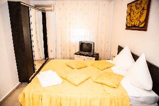 Club Onix Apartments