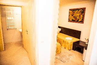Club Onix Apartments