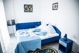 Club Onix Apartments