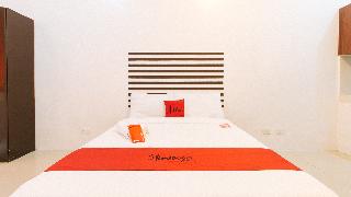 Reddoorz @ Jardin LRT Tayuman Manila