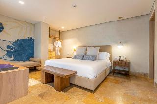 Grand King Suite