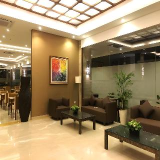 Lynn Hotel Mojokerto photo 3