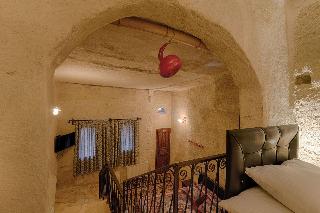 Avlu Cave House