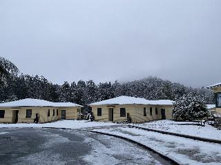 Giants Table and Cottages