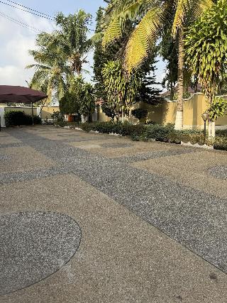 Larosa Executive Guest House photo 5