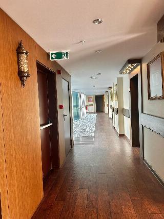 Sabiha Gokcen Hotel Istanbul Houses