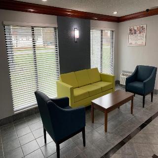 Hometowne Studios Egg Harbor-Atlantic City Airport