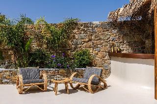 Charisma Hotel And Wellness Suites