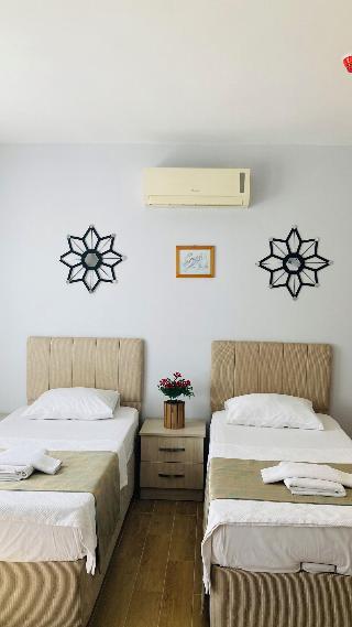 Bybassios Hotel