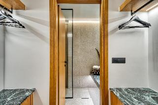 Capital Luxury Suites