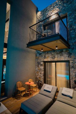Capital Luxury Suites