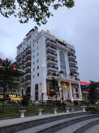 Camellia Luxury Hotel Tam A Ao
