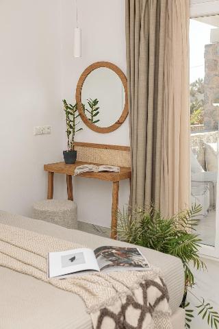 Cosmos Boutique Hotel
