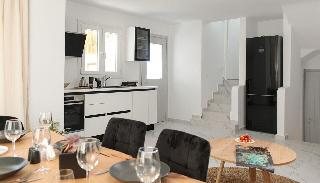 Cosmos Boutique Hotel