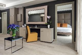 Room Room