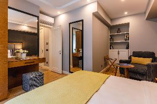 Sala Suites