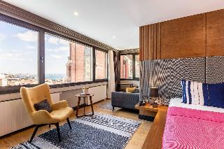 Sala Suites