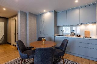 Sala Suites