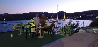 Kavos Bay Seafront Hotel