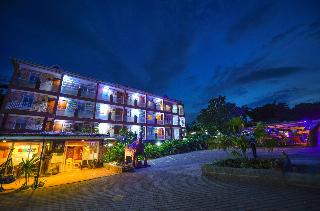 African Tribe Hotel
