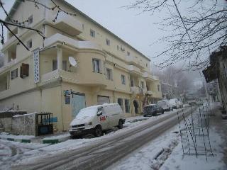 Ra Sidence Panorama