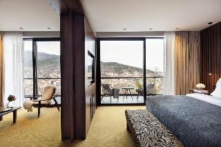 The Lynx Mountain Resort