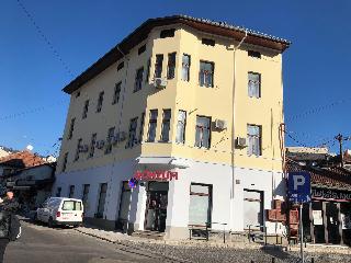 Pigeon Square Rooms