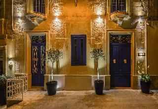 Senglea Suites