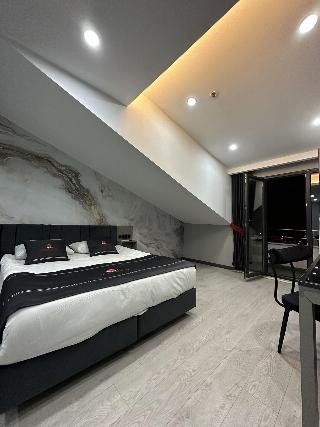 Intercity Airport Hotel