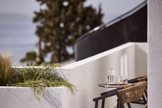 O2 Suites Glyfada